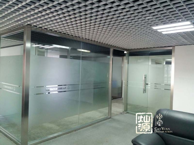 �ό��k�����O(sh��)Ӌ(j��)֮�f(w��n)�_(d��)ï�Ƶ��(xi��ng)Ŀ���k����