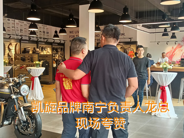�ό����b��˾�͑��F(xi��n)��(ch��ng)���u(p��ng)���NԴ�b�